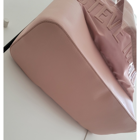 Steve Madden Pink Tote Bagmarker Like NEW Thick STRAPS Weekender Bag - Picture 4 of 7